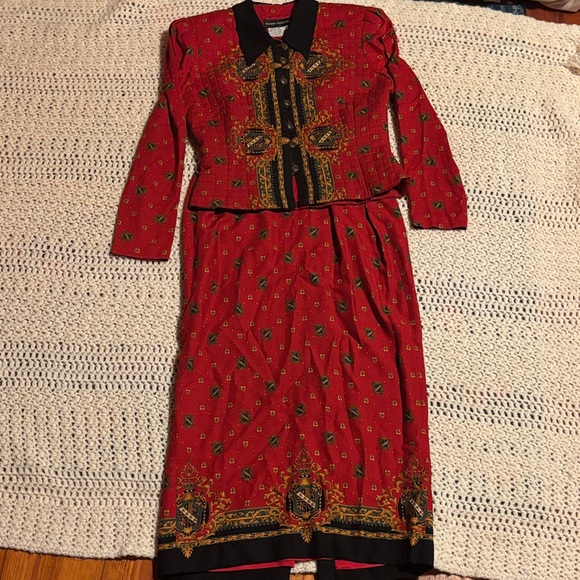 Donna Morgan Other - Donna Morgan Red and Black Long Sleeve Dress